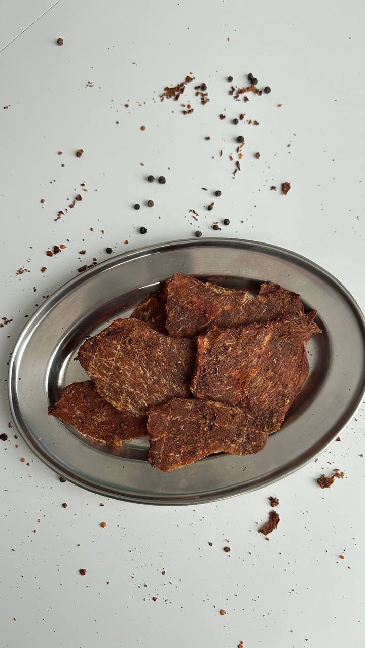 AXE Jerky — натуральні курячі джерки, упаковка бренду